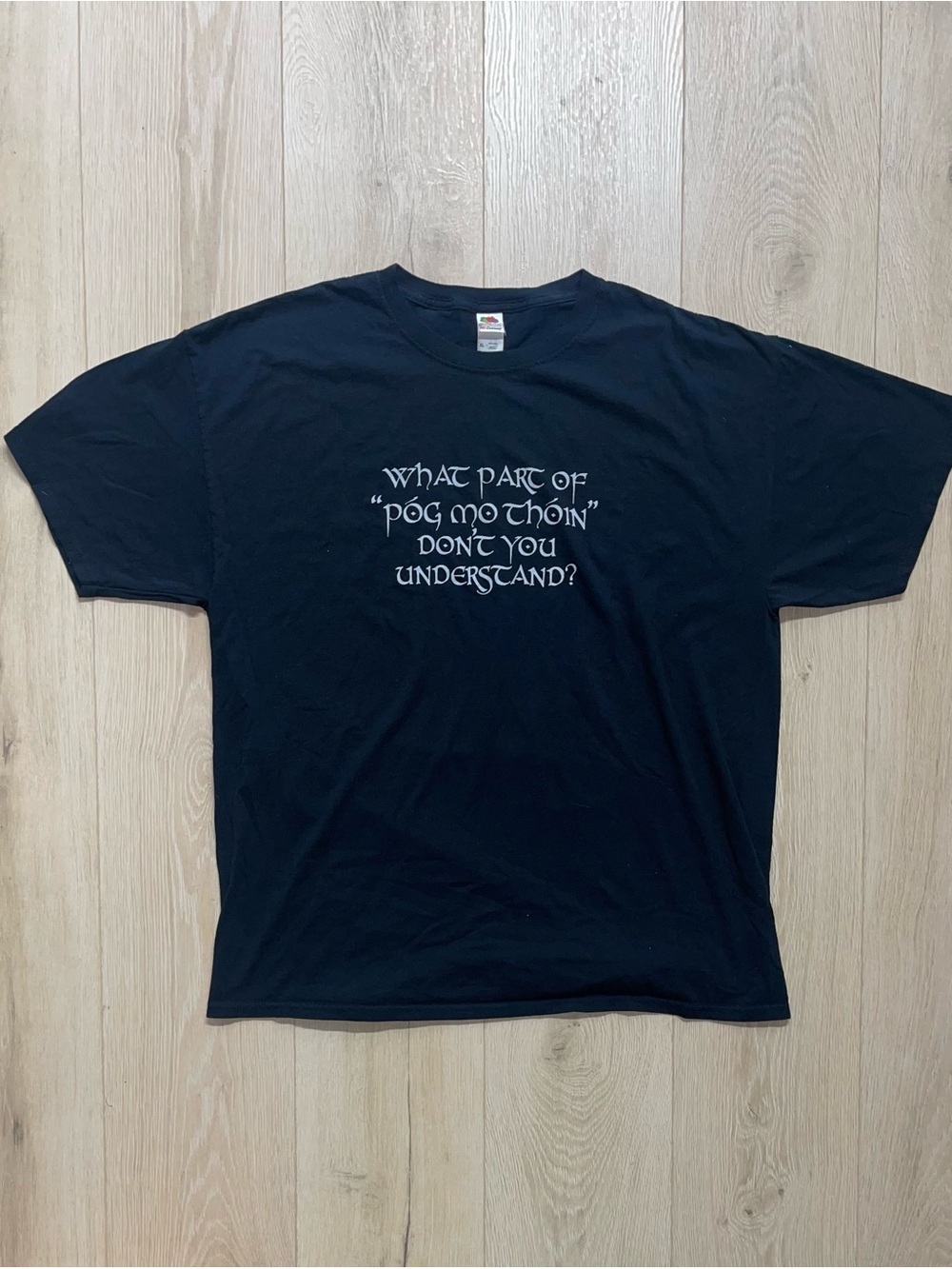 Vintage Irish Graphic Tee "Póg mo thóin" Black T-Shirt XL